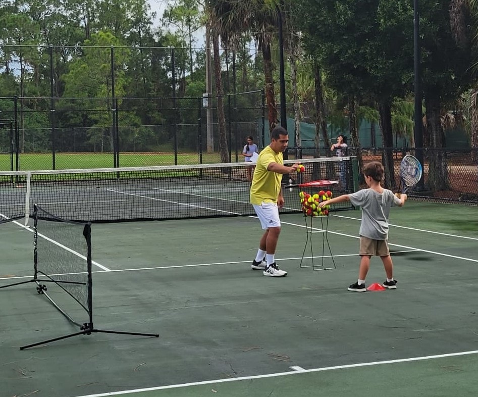 Junior intermediate tennis class